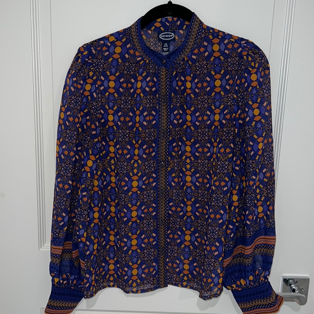 Scoop blouse